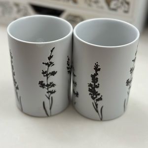 Farmhouse bathroom accessories, style toothbrush holder/ bathroom cups.